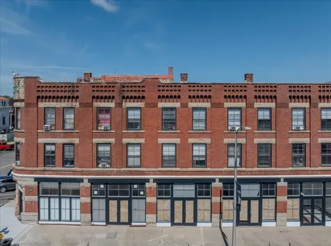 2 N Main Street Winchester KY 40391