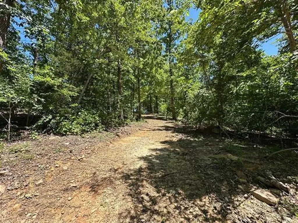 01 Riverside Benleo Road Bowling Green KY 42101