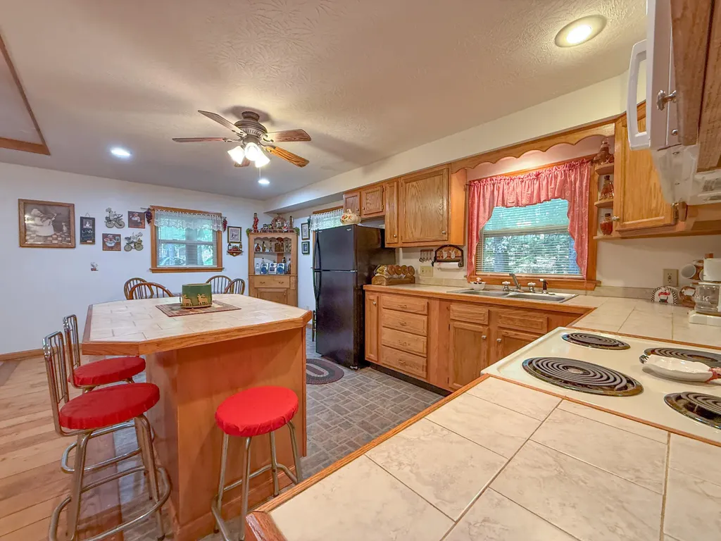 974 Adams Acres Road Wellington KY 40387