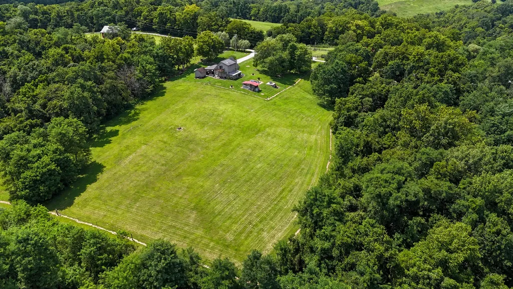 452 Heaven Lane Sharpsburg KY 40374