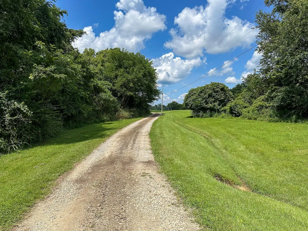 452 Heaven Lane Sharpsburg KY 40374