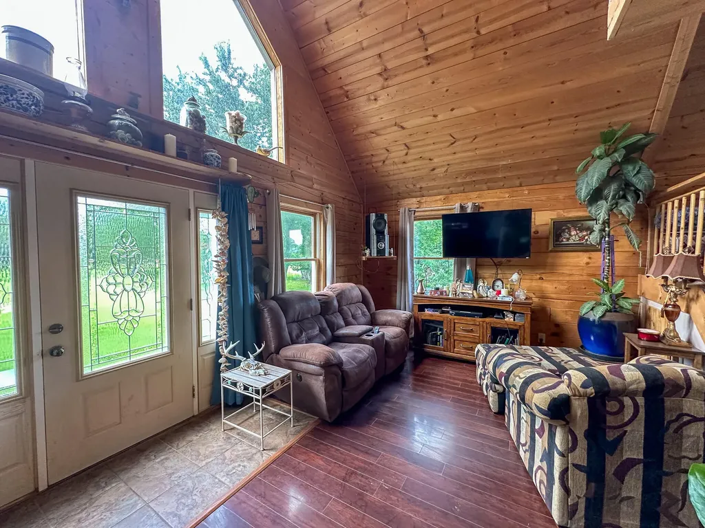 452 Heaven Lane Sharpsburg KY 40374