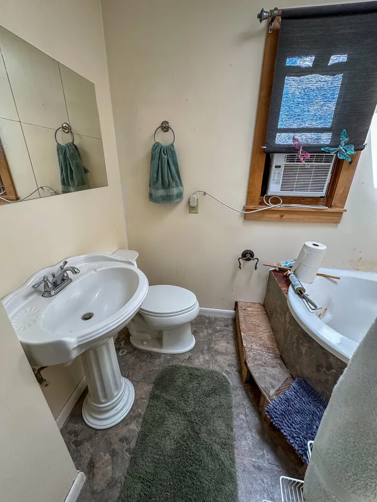 452 Heaven Lane Sharpsburg KY 40374