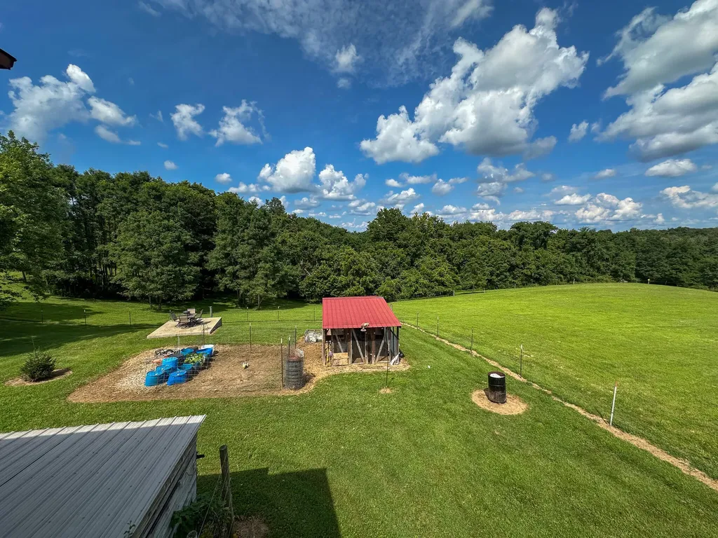 452 Heaven Lane Sharpsburg KY 40374