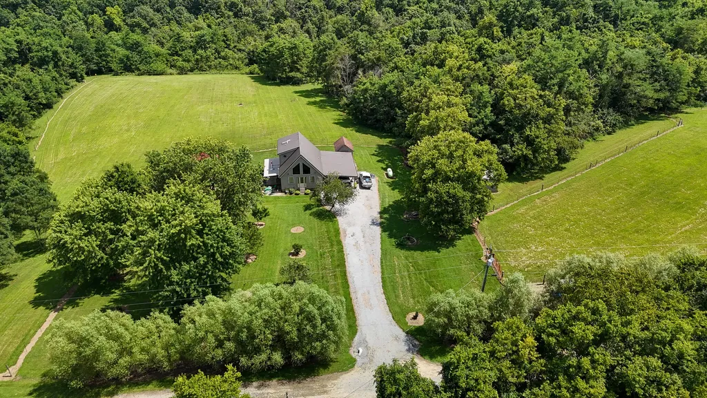 452 Heaven Lane Sharpsburg KY 40374