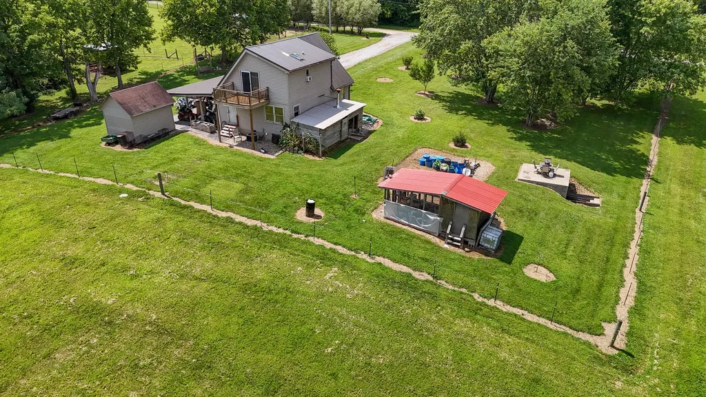 452 Heaven Lane Sharpsburg KY 40374