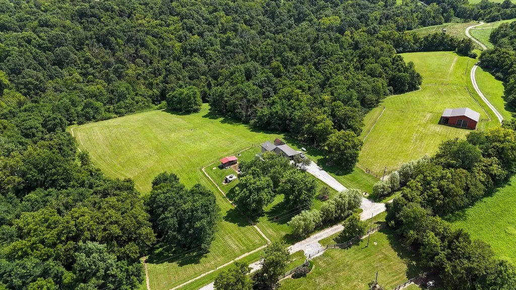 452 Heaven Lane Sharpsburg KY 40374
