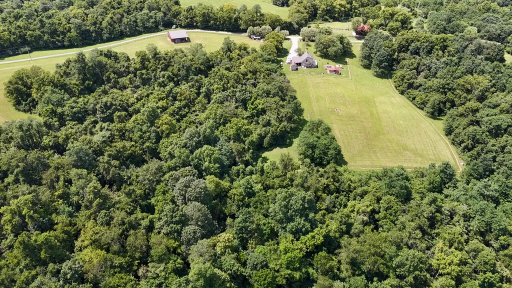 452 Heaven Lane Sharpsburg KY 40374