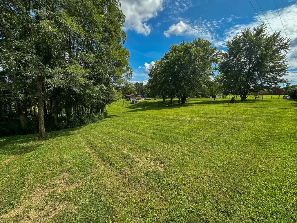 452 Heaven Lane Sharpsburg KY 40374