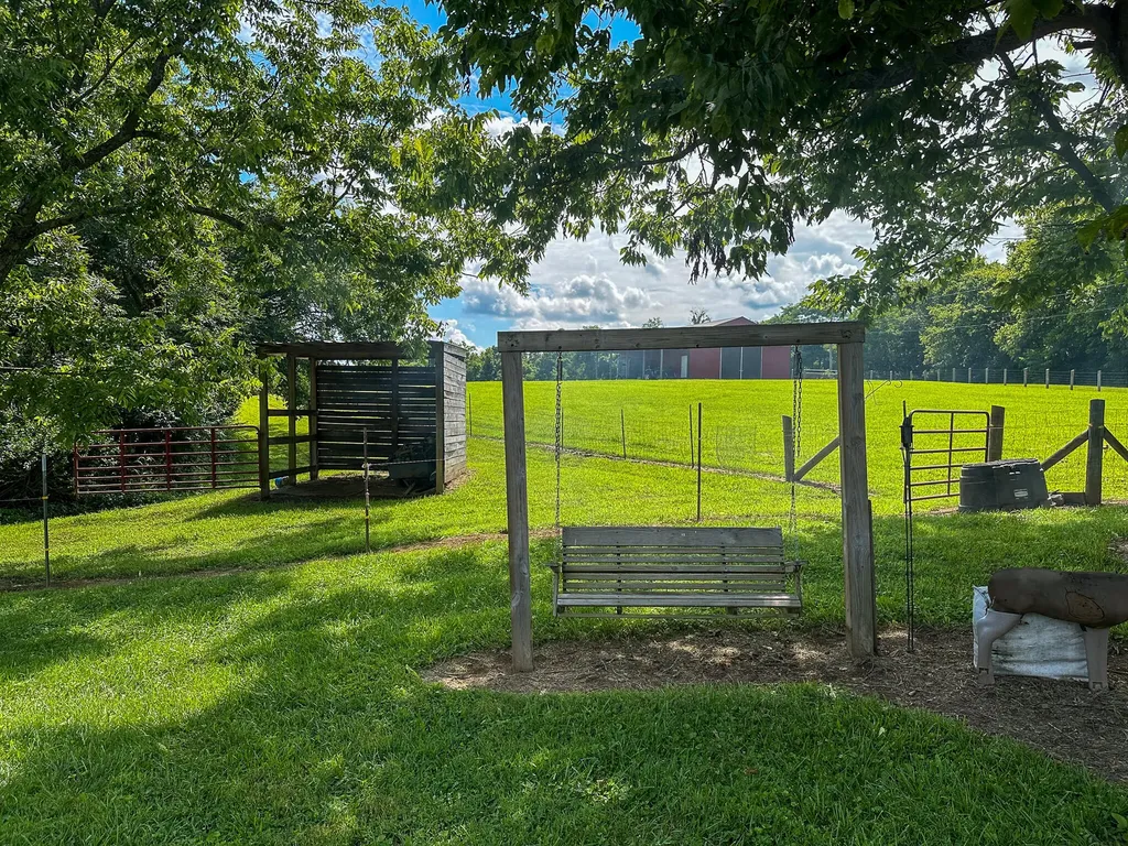 452 Heaven Lane Sharpsburg KY 40374