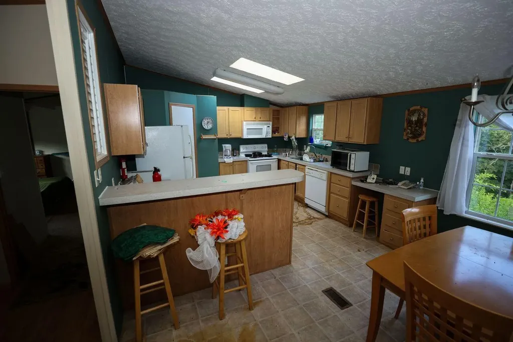 1331 House Road London KY 40741