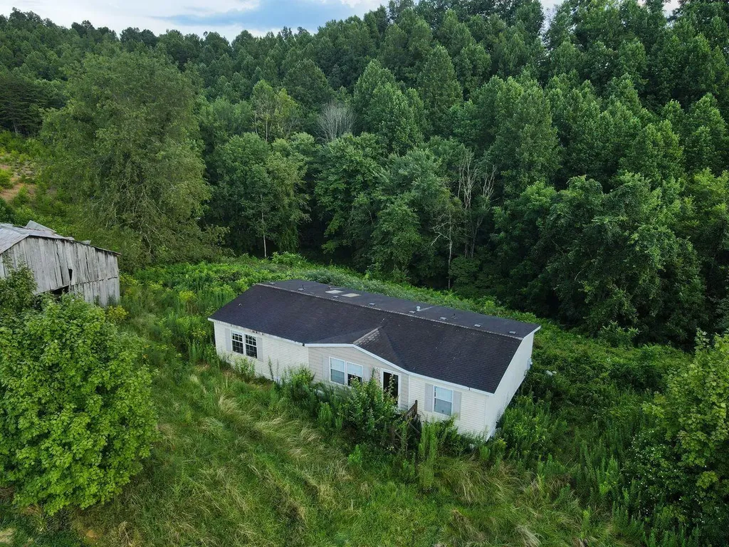 1331 House Road London KY 40741