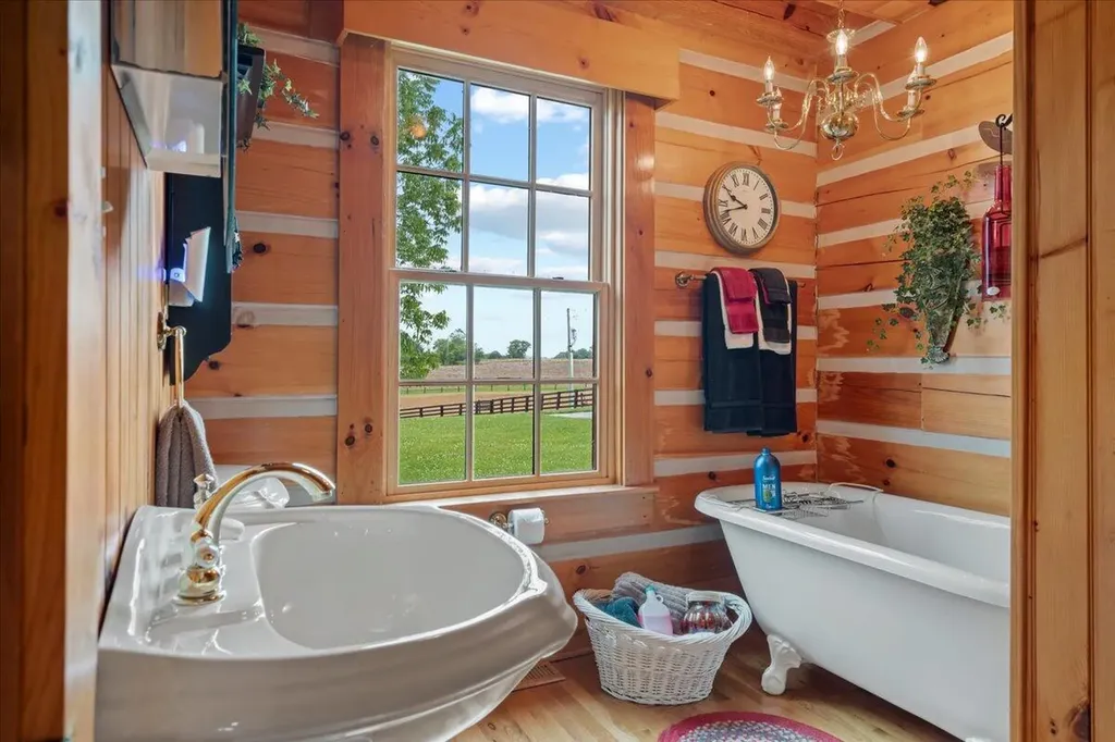 5045 Van Meter Road Winchester KY 40391