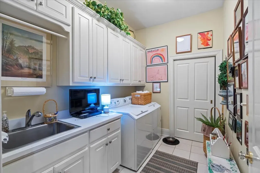5045 Van Meter Road Winchester KY 40391