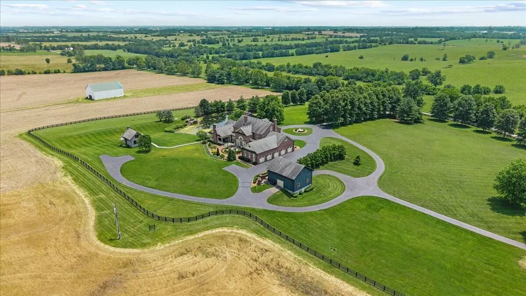 5045 Van Meter Road Winchester KY 40391