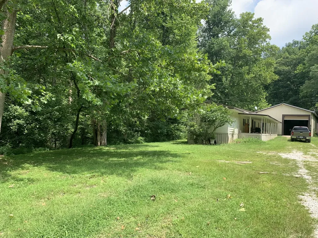 21818 State Route 3 Rush KY 41168