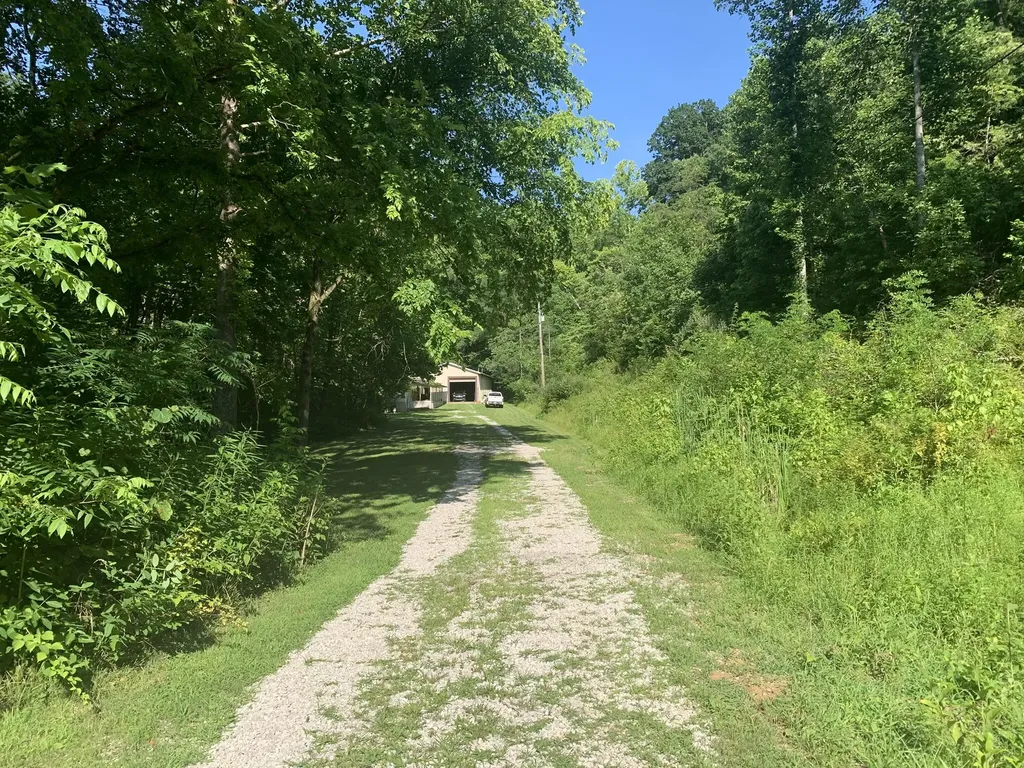 21818 State Route 3 Rush KY 41168