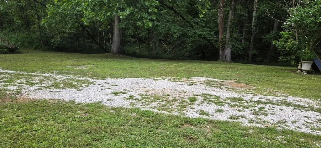 21818 State Route 3 Rush KY 41168