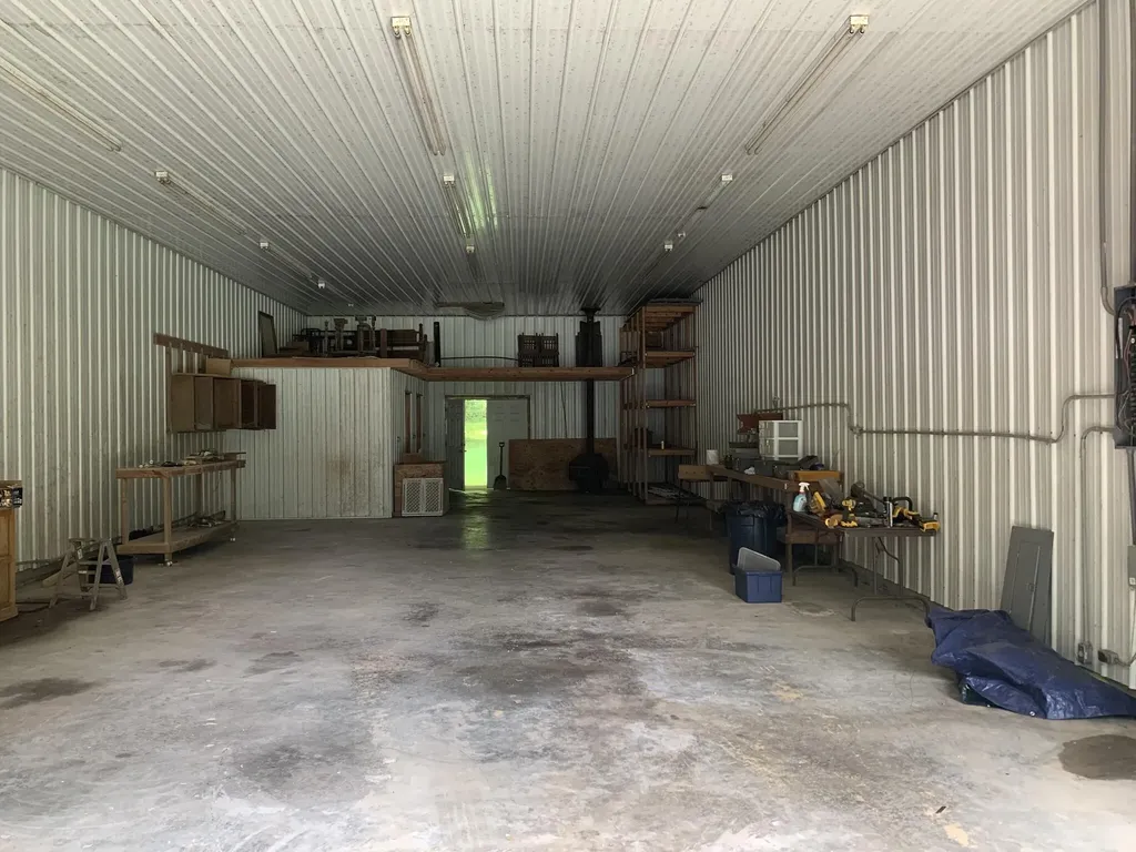 21818 State Route 3 Rush KY 41168