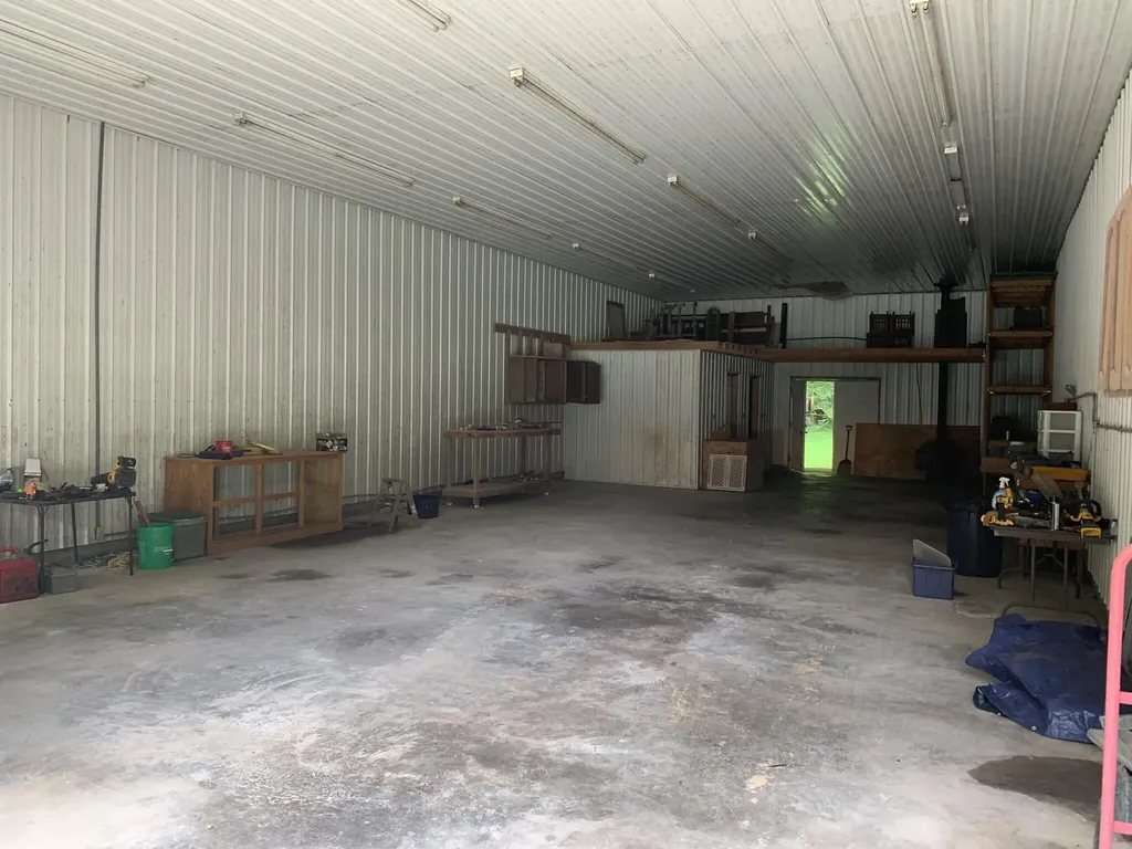 21818 State Route 3 Rush KY 41168