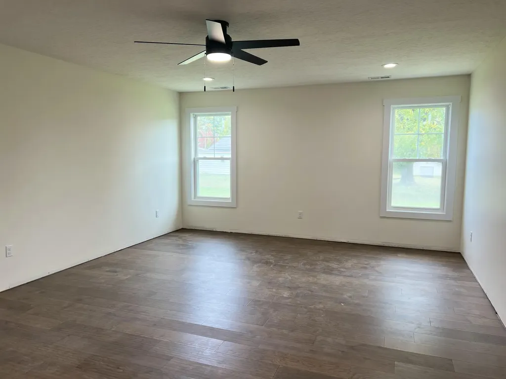95 Deerview Lane Russell Springs KY 42642