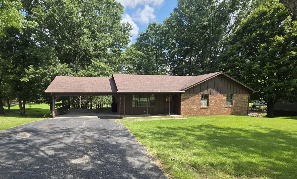 1006 Rainbow Drive Albany KY 42602