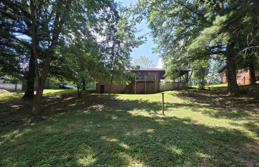 1006 Rainbow Drive Albany KY 42602
