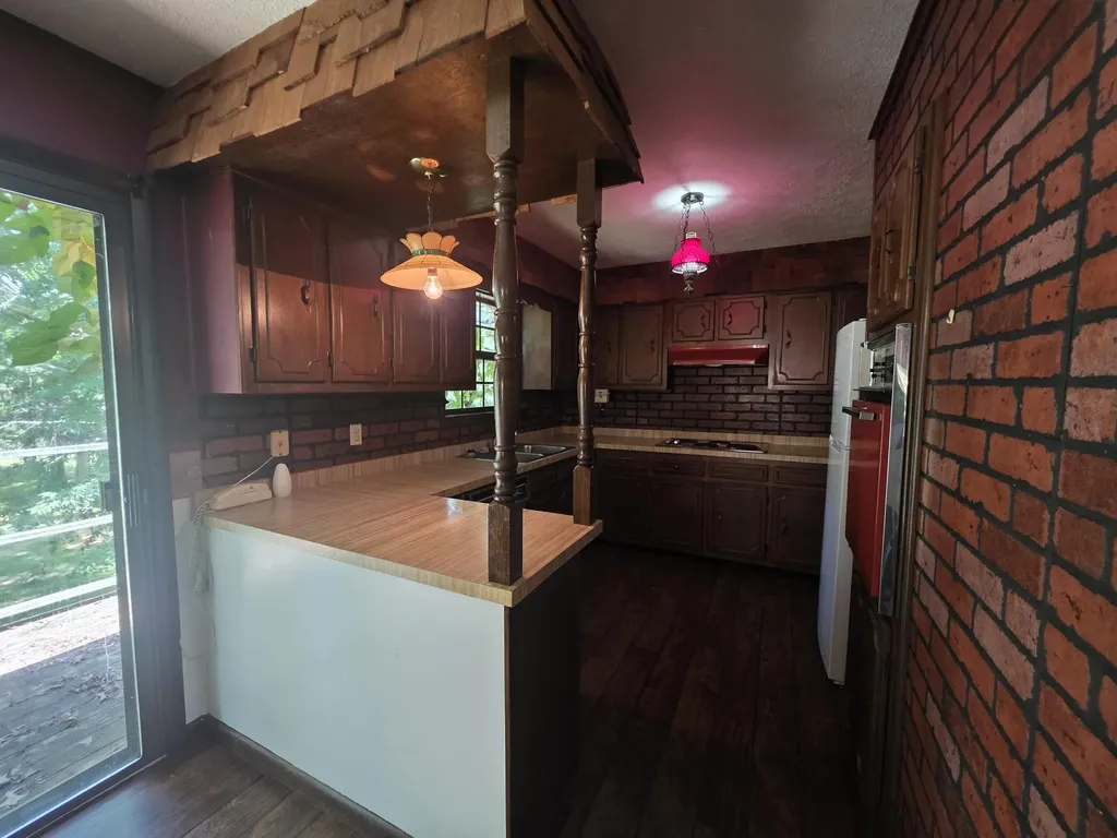 1006 Rainbow Drive Albany KY 42602