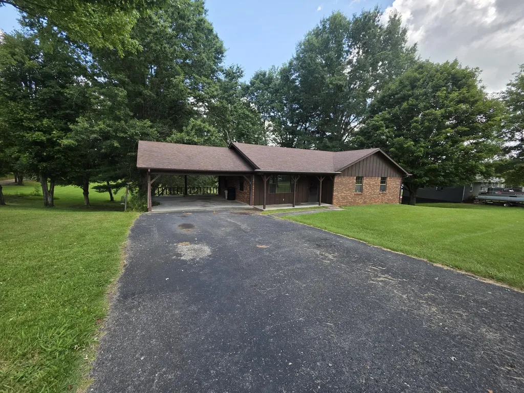 1006 Rainbow Drive Albany KY 42602