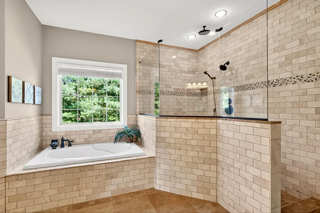 507 Avawam Drive Richmond KY 40475