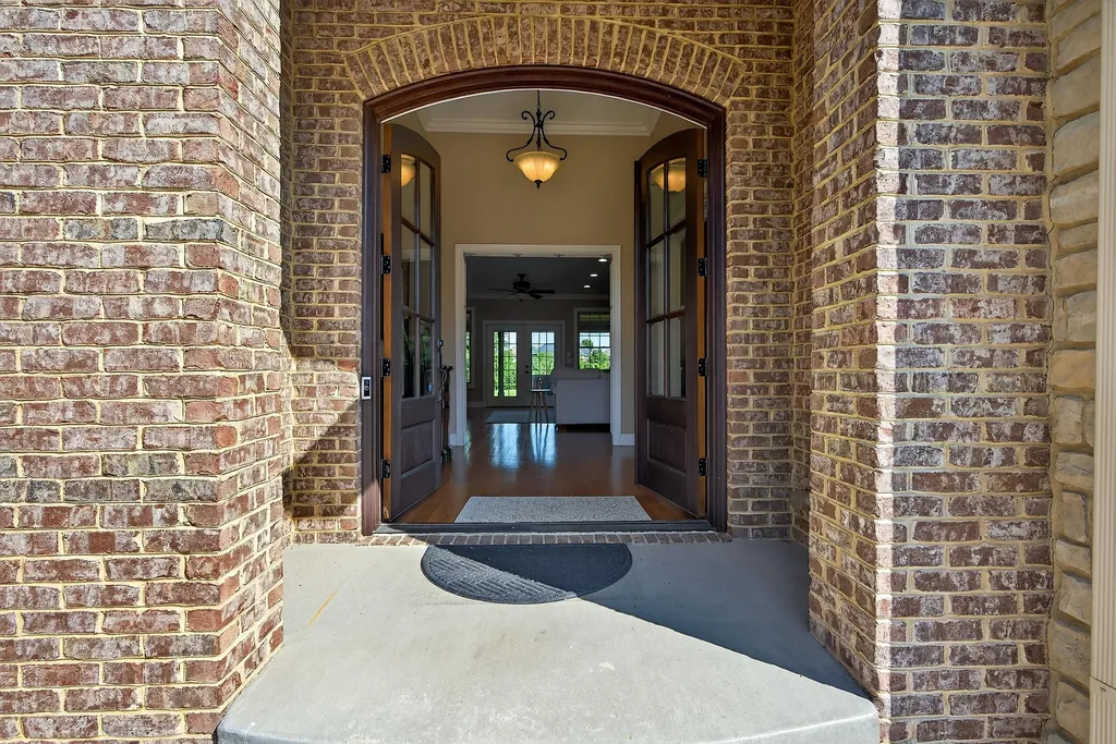 507 Avawam Drive Richmond KY 40475