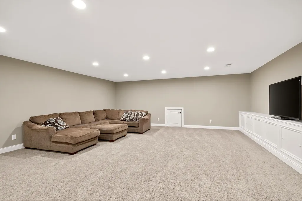 507 Avawam Drive Richmond KY 40475