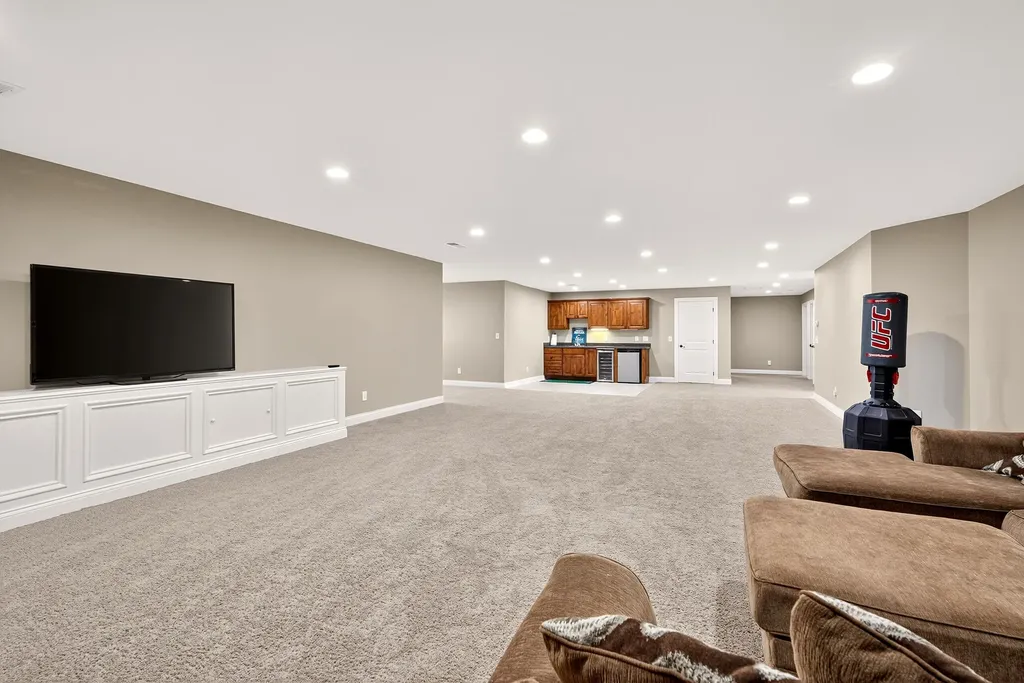 507 Avawam Drive Richmond KY 40475
