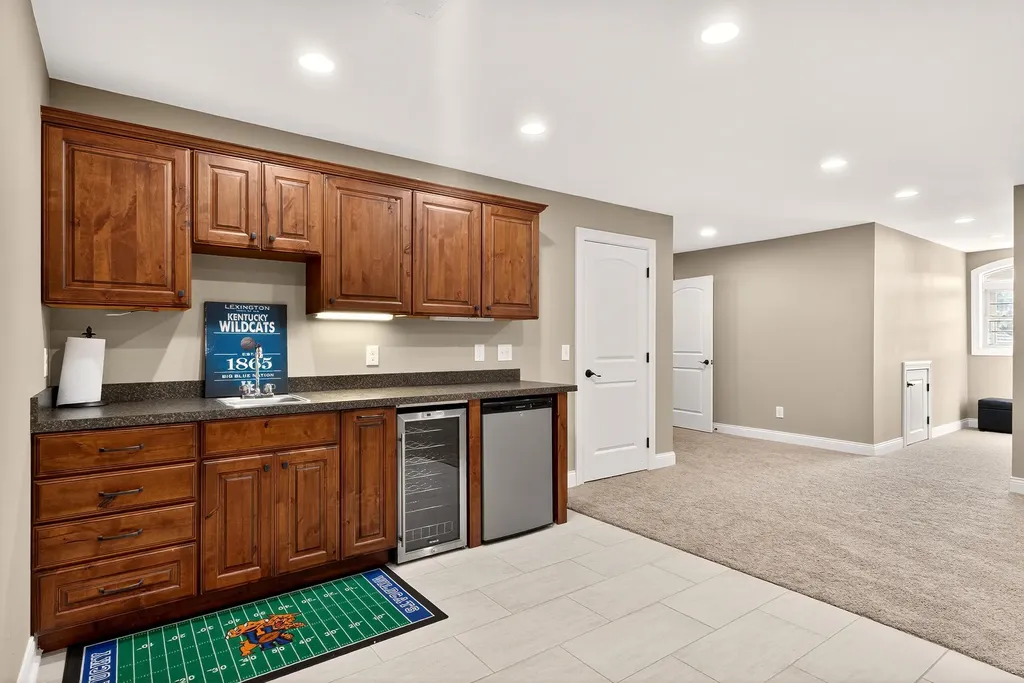 507 Avawam Drive Richmond KY 40475