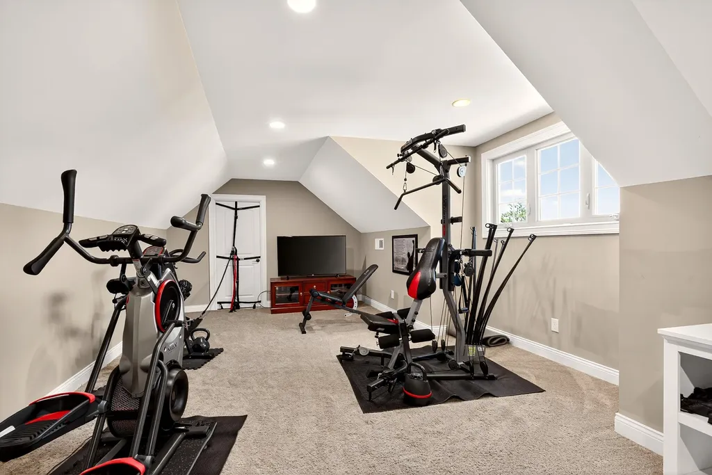 507 Avawam Drive Richmond KY 40475