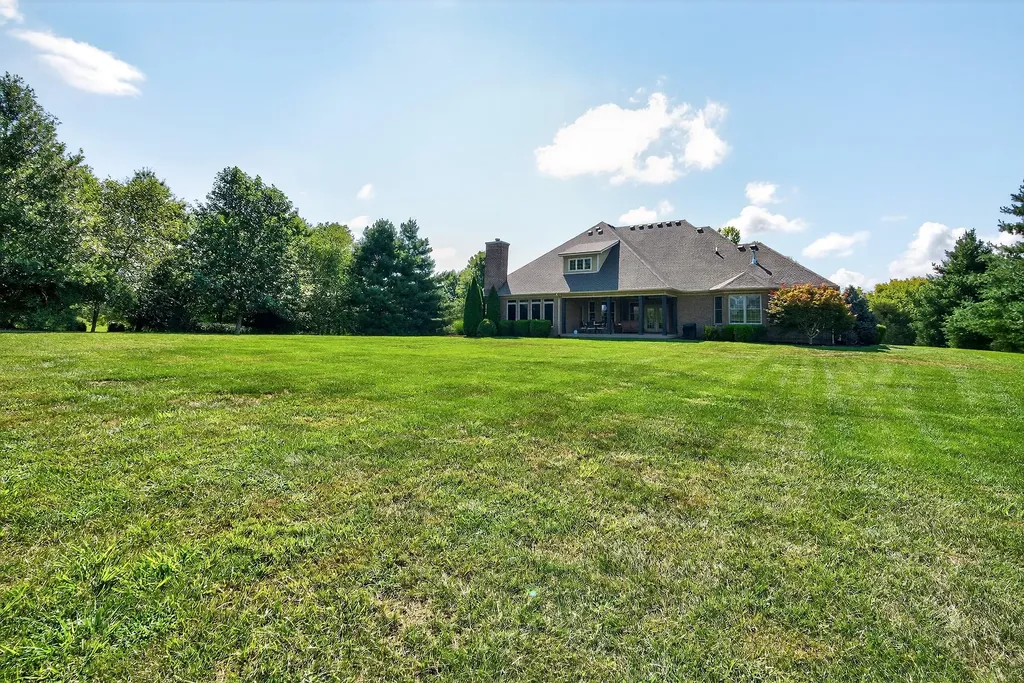507 Avawam Drive Richmond KY 40475