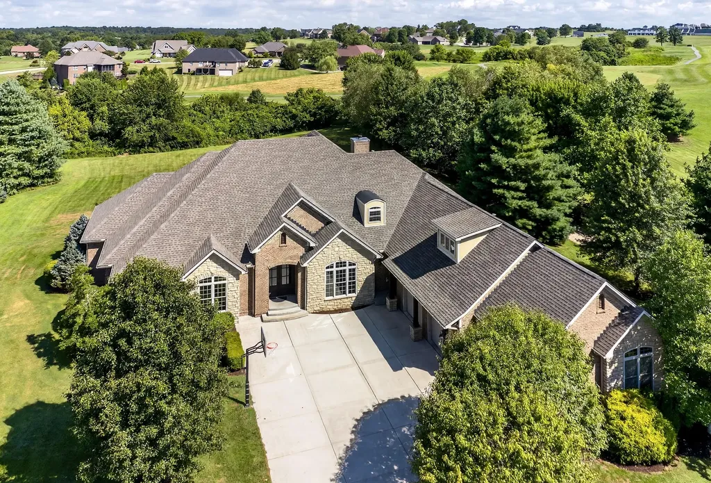 507 Avawam Drive Richmond KY 40475