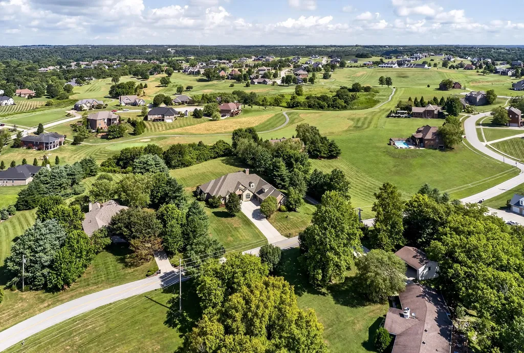 507 Avawam Drive Richmond KY 40475
