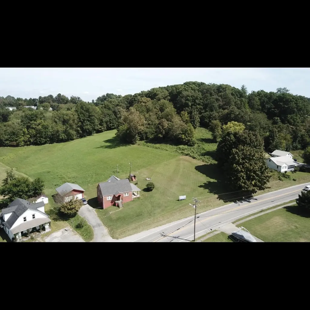 831 E 4th Street London KY 40741
