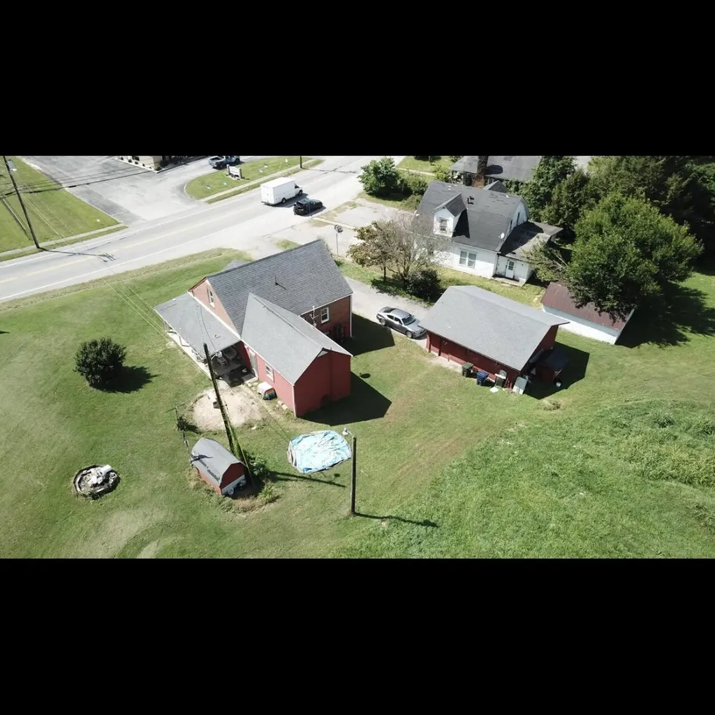 831 E 4th Street London KY 40741