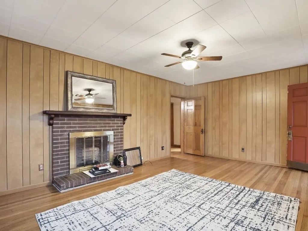 831 E 4th Street London KY 40741