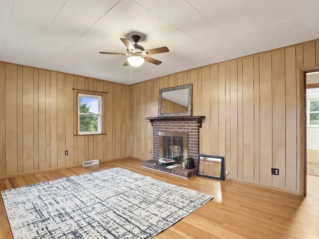 831 E 4th Street London KY 40741