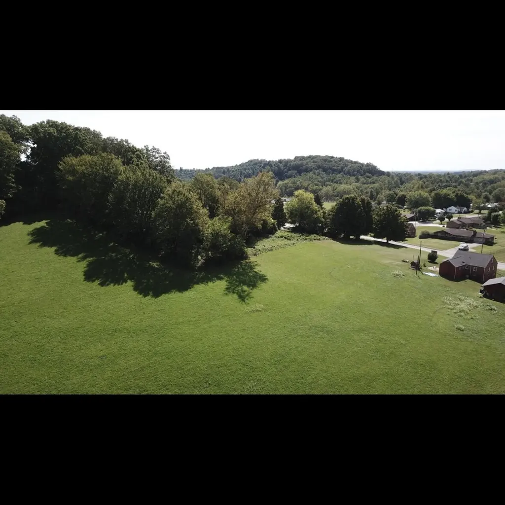831 E 4th Street London KY 40741