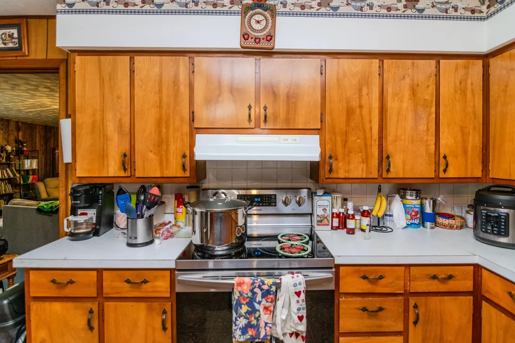604 Highway 421 N Mckee KY 40447