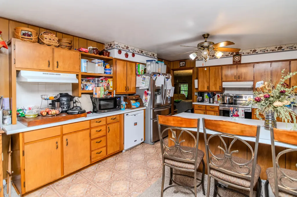 604 Highway 421 N Mckee KY 40447