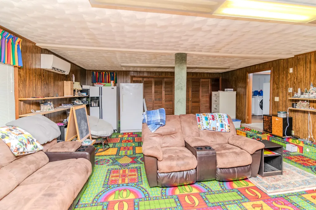 604 Highway 421 N Mckee KY 40447