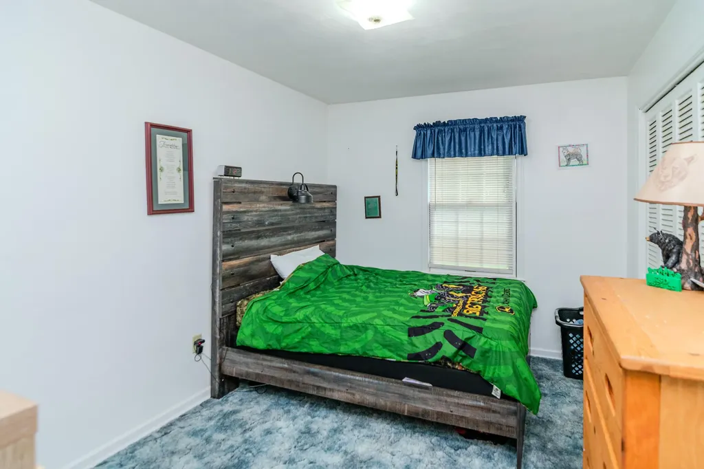 604 Highway 421 N Mckee KY 40447