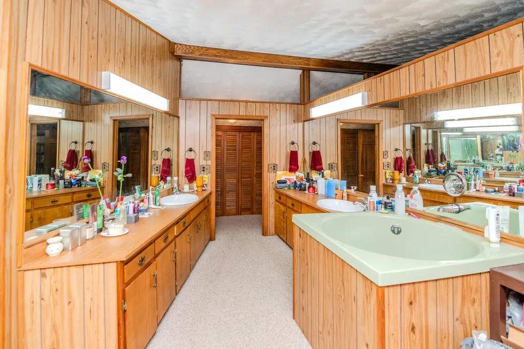 604 Highway 421 N Mckee KY 40447