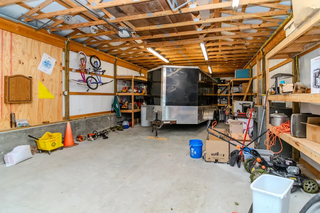 604 Highway 421 N Mckee KY 40447