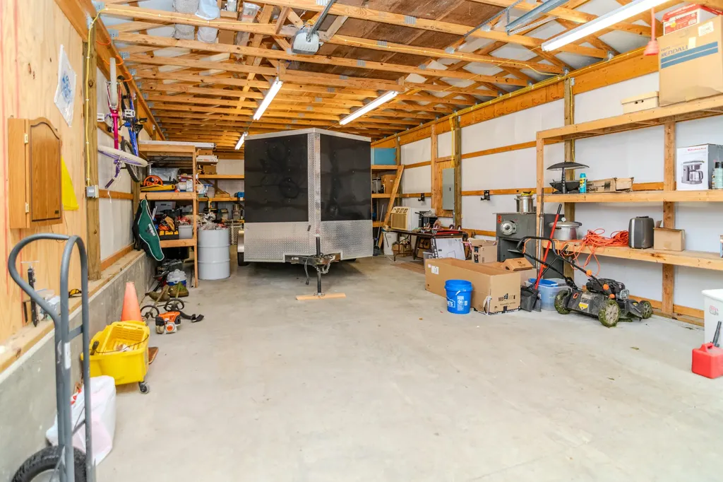 604 Highway 421 N Mckee KY 40447